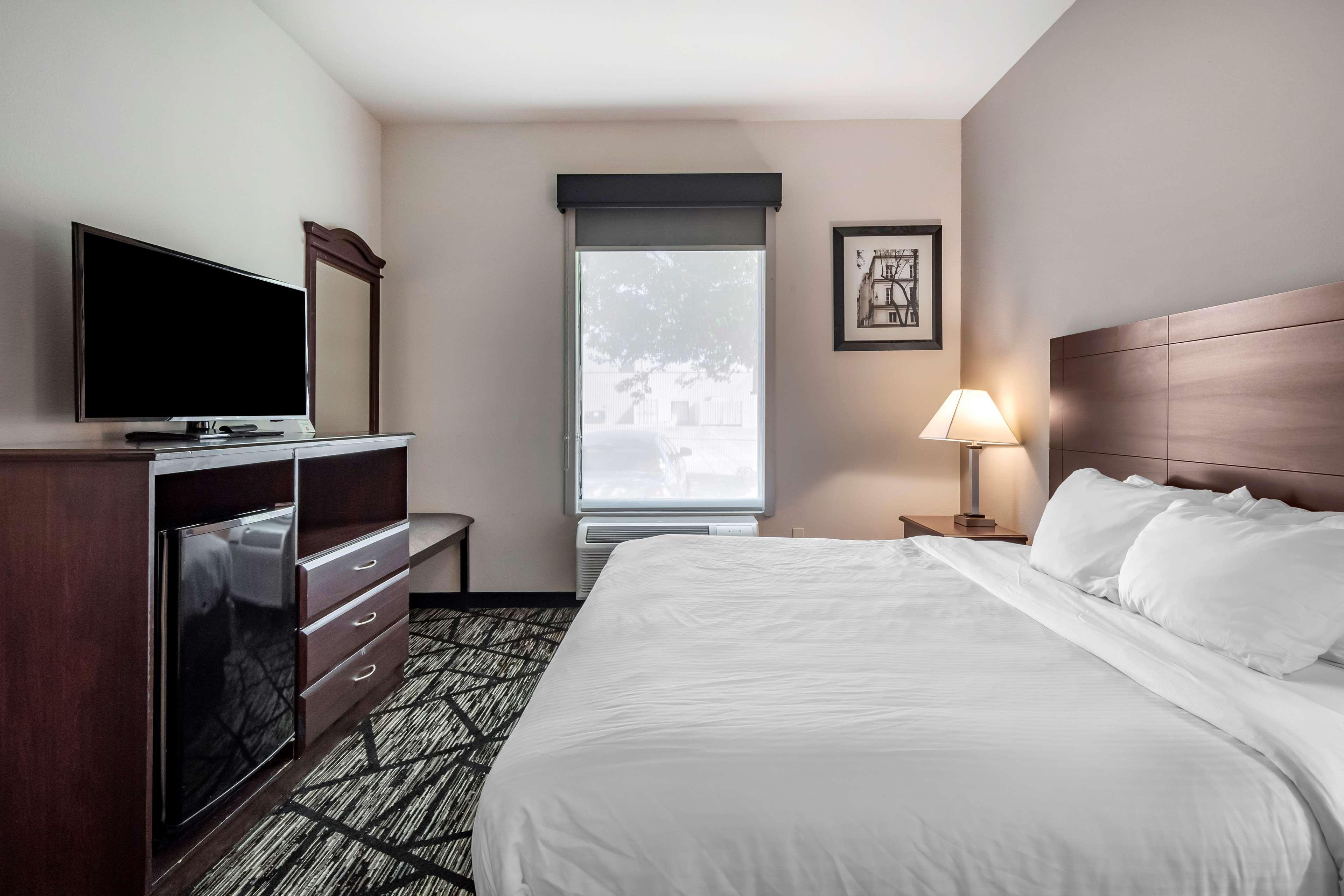 Best Western Plus Mckinney Inn And Suites Exterior photo